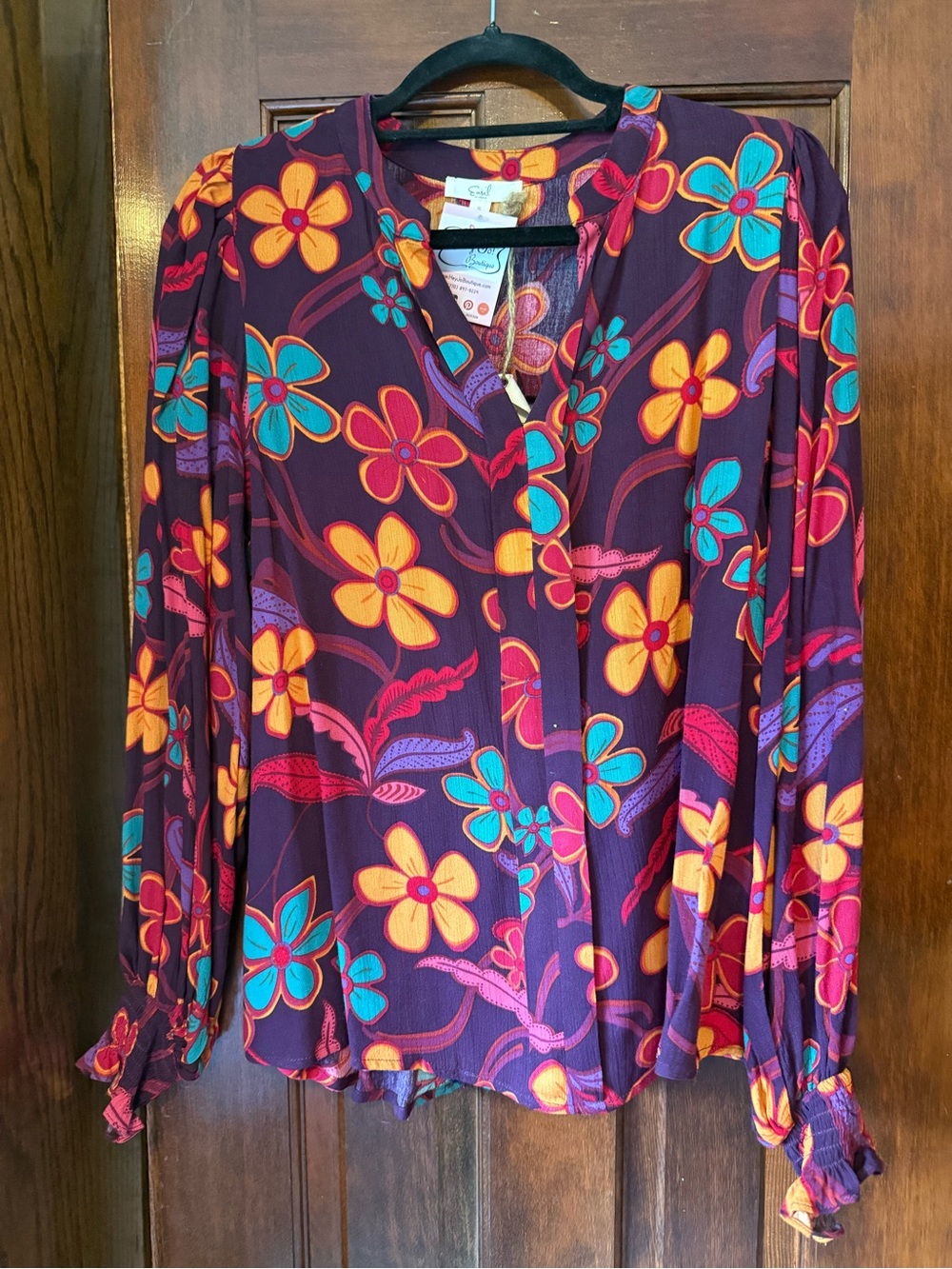 Easel Floral V-Neck Long Sleeve Blouse in Plum with Bright Floral Print S